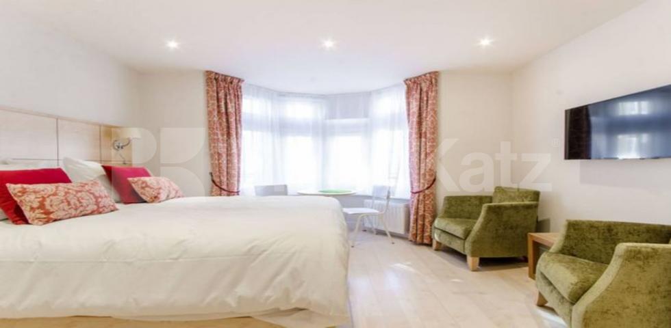 			VIRTUAL TOUR AVAILABLE!, Studio Apartment, 1 bath, 1 reception Studio			 CHAPEL MARKET N1, ANGEL